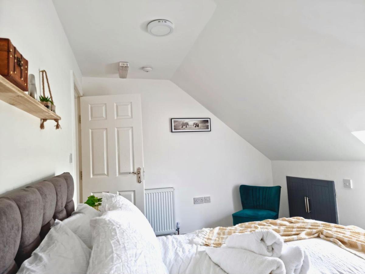 Cosy 3 Bed Apartment Near Birmingham Airport & Nec Perfect For Groups & Contractors! Exterior foto